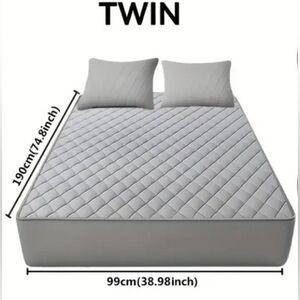 1pc Twin Cooling Waterproof Mattress Protector NWOT